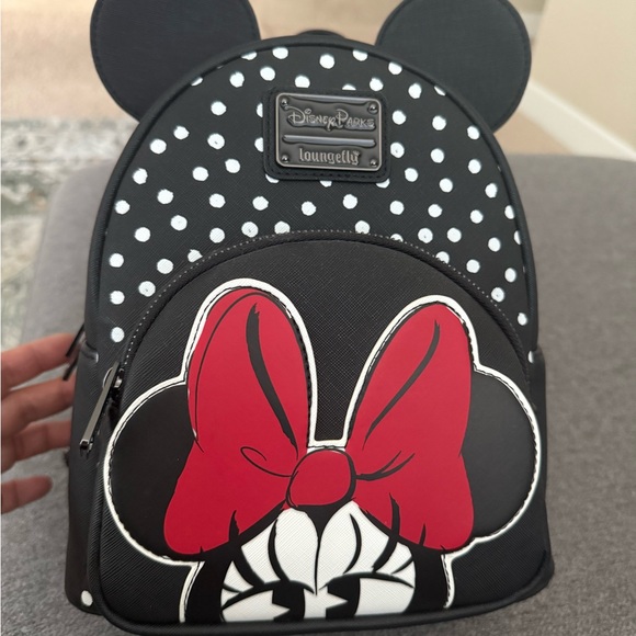 NWT Loungefly Minnie Mouse Polka Dot Backpack main image 7
